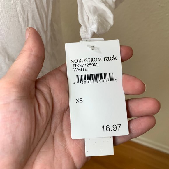 🦄 NEW! Abound XS Washed V-Neck Hi-Lo Tee - Picture 3 of 8